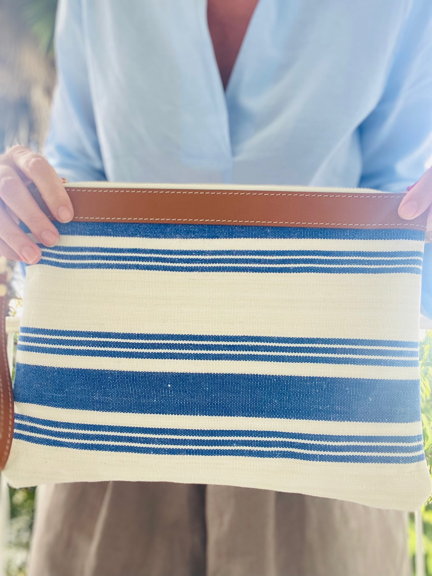 Beach Sand Clutch · Blue Voyage
