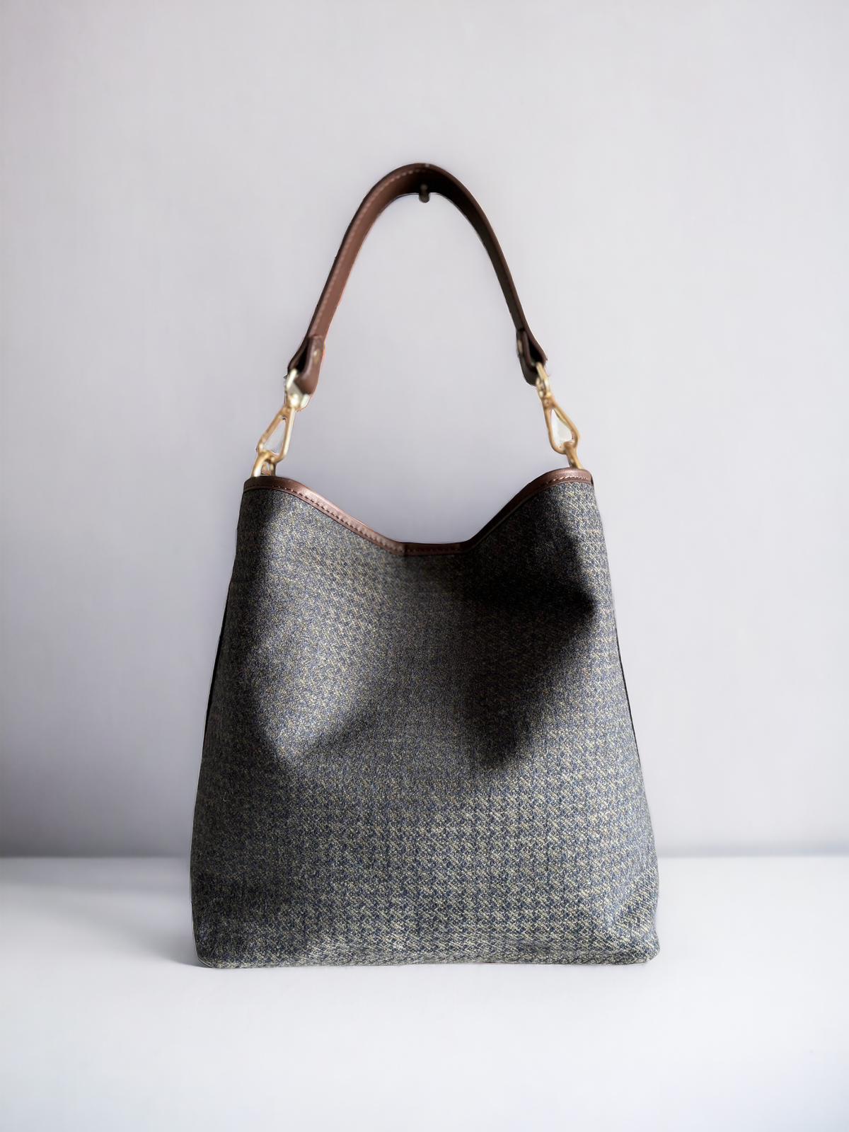 Oak Collection · Whales